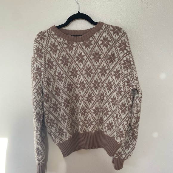 Vintage! Tan printed sweater - Picture 1 of 2